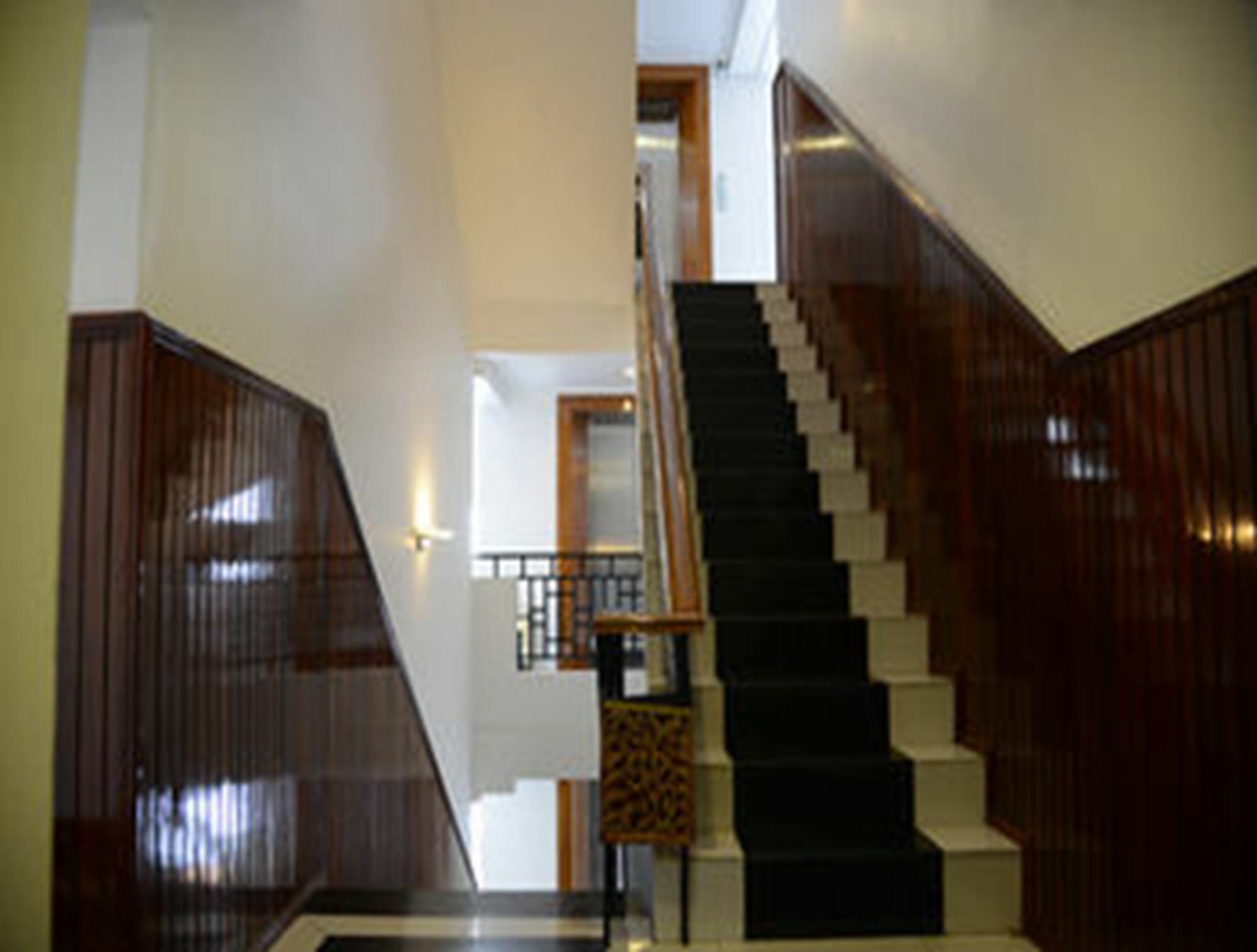 Hotel Wardan Yangon Exterior photo